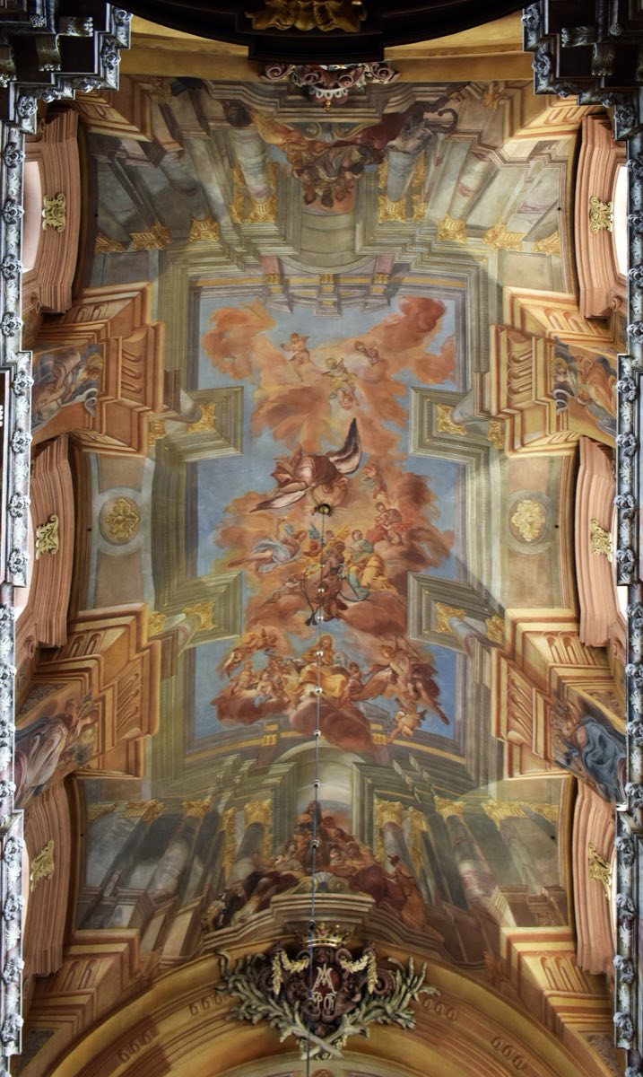 Sklepienie kościoła Pijarów